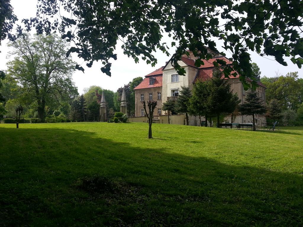 Palac Jastrowiec 외부 사진